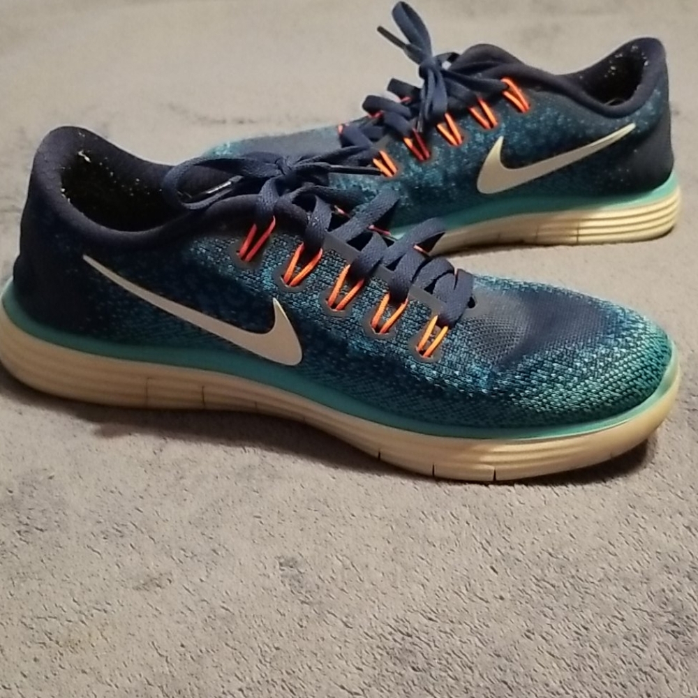 Blue Nike Free RN Distance Runners - Picture 5 of 7